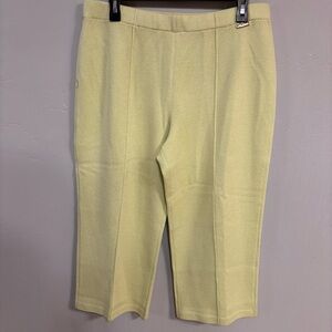 NWT St John Sport Putting Green Cropped Pants Sz L